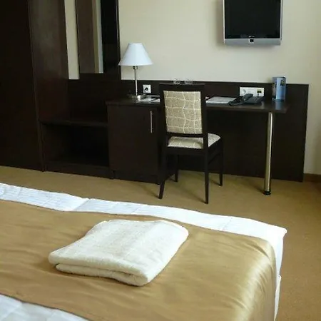 Hotel Garden Wellness és Konferencia