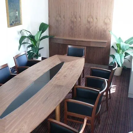 Szálloda Garden Wellness és Konferencia Szolnok